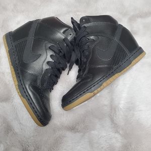 Nike Sky Hi Essentials Dunk Wedges